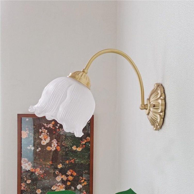 Beniduk Retro LED Indoor Wall Lamp Gold Glass Flower-shaped Design Bedroom