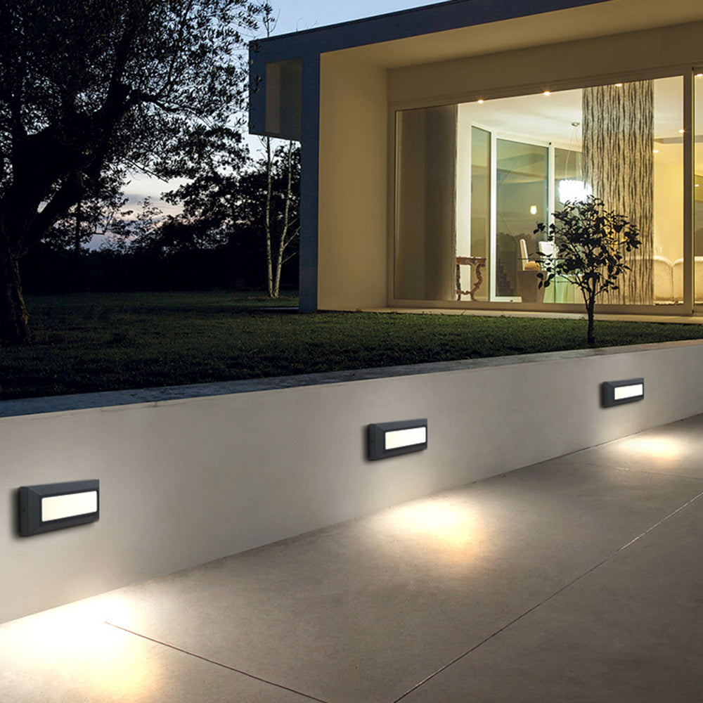 Vekutid Modern Metal Rectangular Outdoor Deck/Step Light, Black