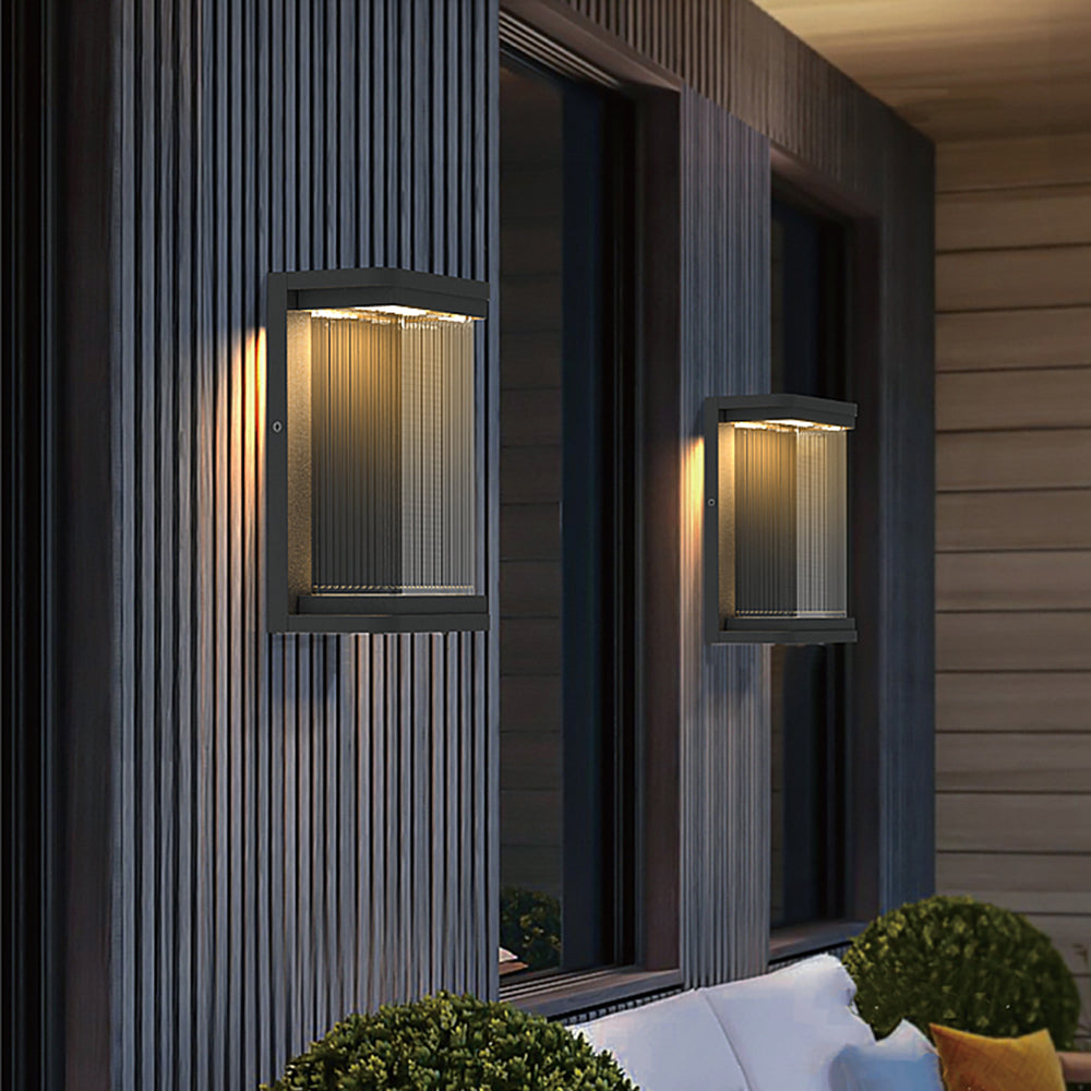 Fetenak Minimalist Rectangular Glass Outdoor Wall Lamp, Black