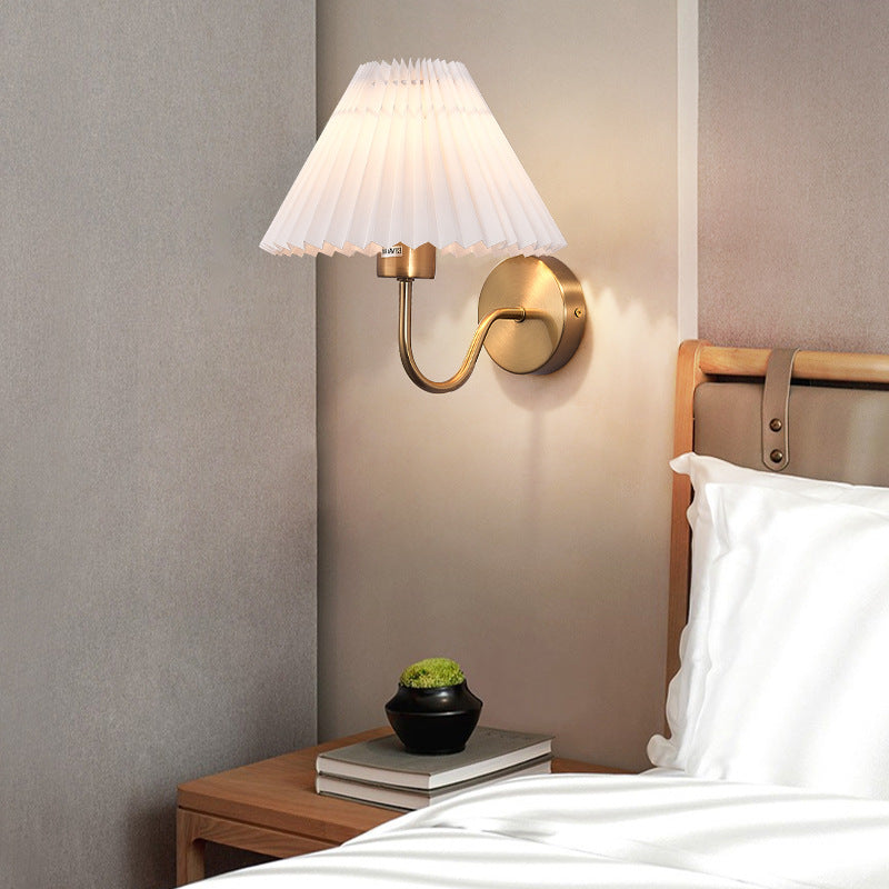Bunupom Nordic Vintage Indoor Wall Lamp Brass/Black Metal Bedroom