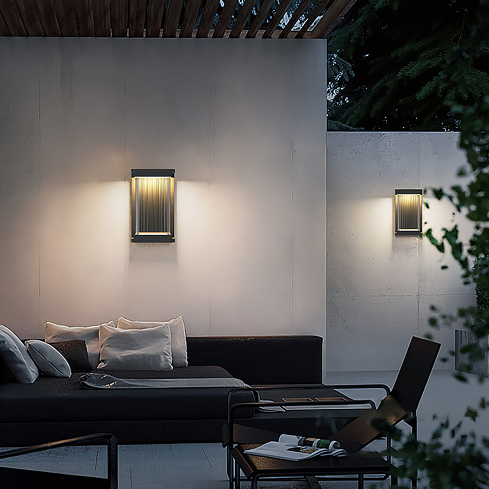 Fetenak Minimalist Rectangular Glass Outdoor Wall Lamp, Black