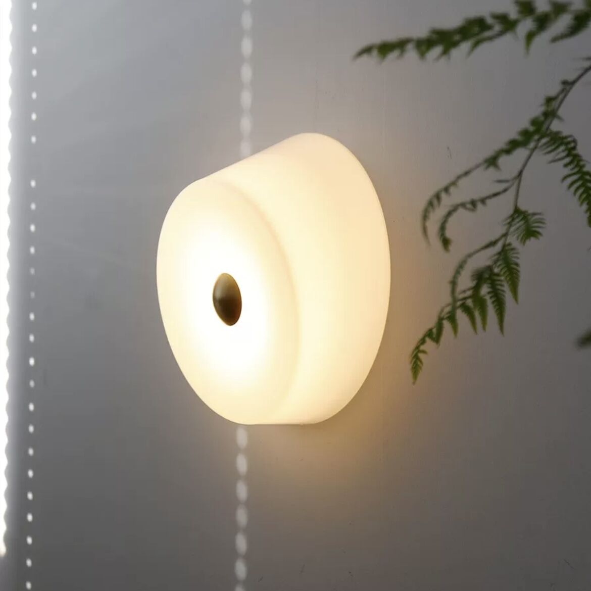 Suvugor Modern Simple Glass/Metal Indoor Wall Lamp Gold/Silver Bedroom