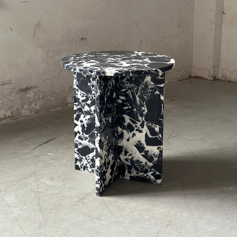 Seleneria Marble Side Table Accessories