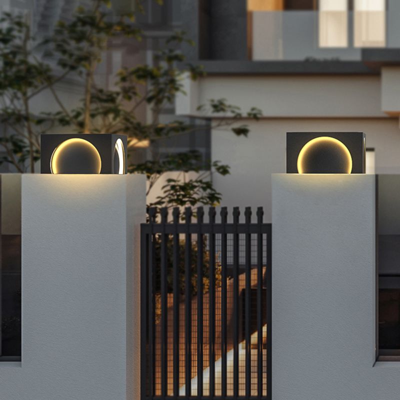 Logoved Modern Rectangular Metal Outdoor Lamps Post, Black