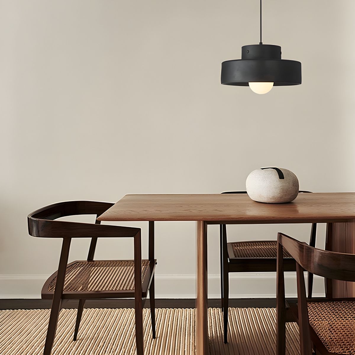 Herebit Modern Metal Pendant Light with Adjustable Hanging Length