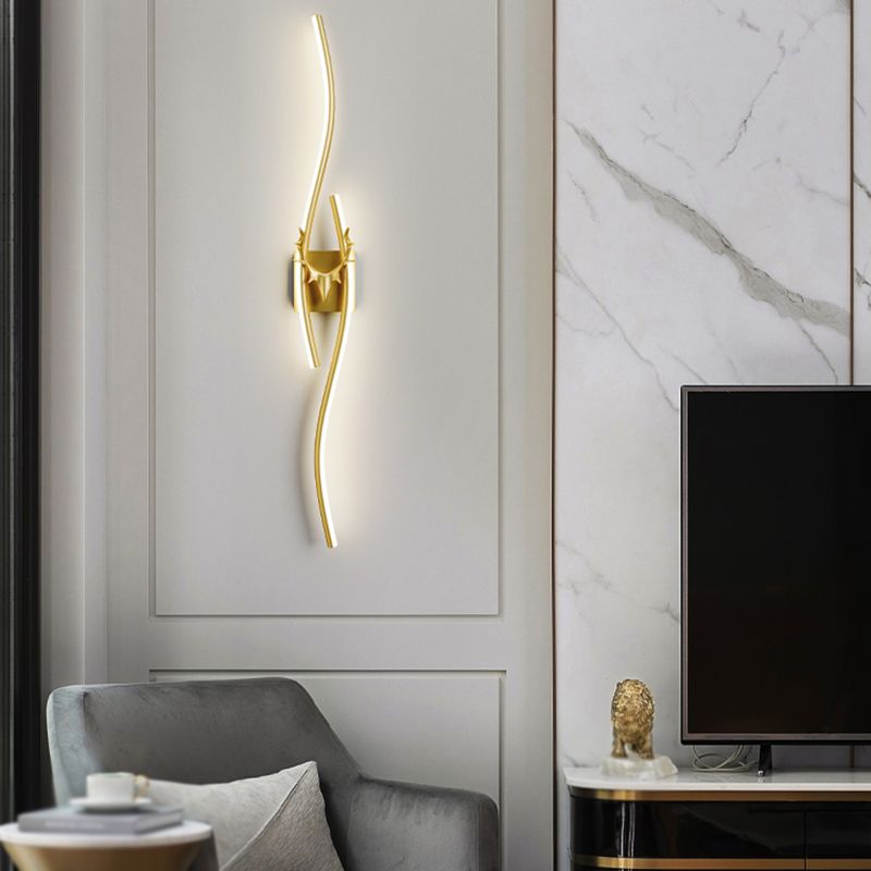 Zedulum Modern Linear Metal Vanity LED Wall Lamp, Black/Gold
