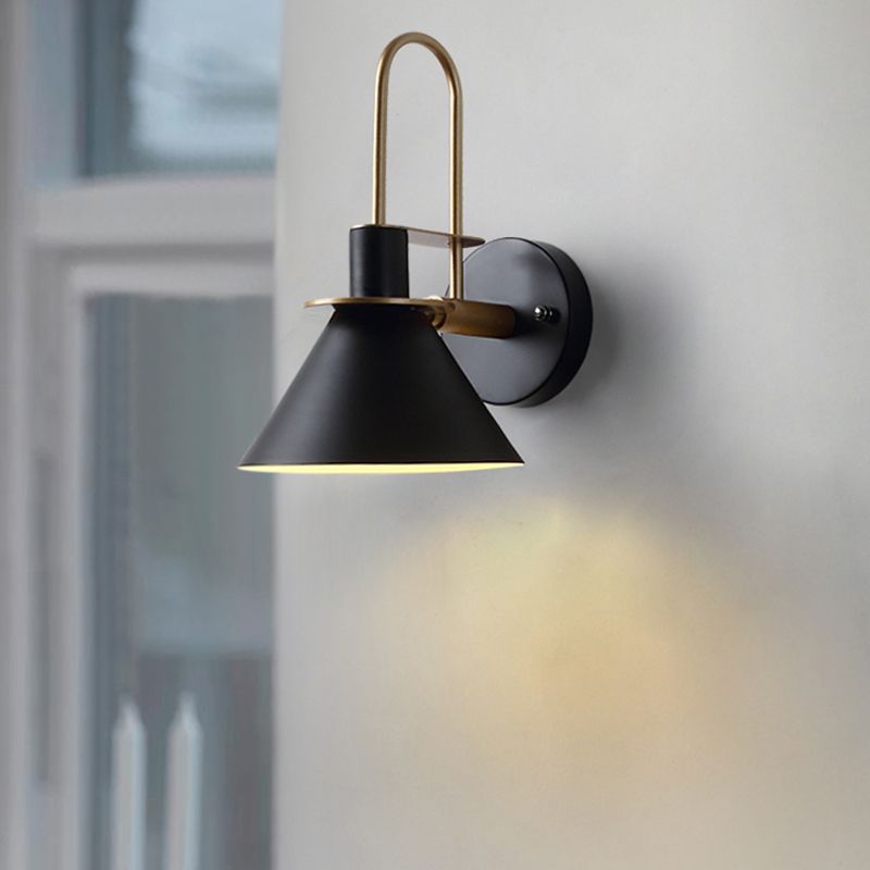 Fevoril Vintage Horn Shape Metal Wall Lamp, Living room/Bedroom/Bathroom