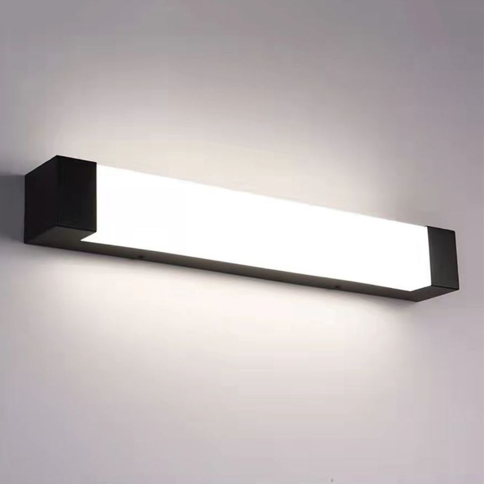 Vutilak Minimalist Linear Metal Outdoor Wall Lamp, Black