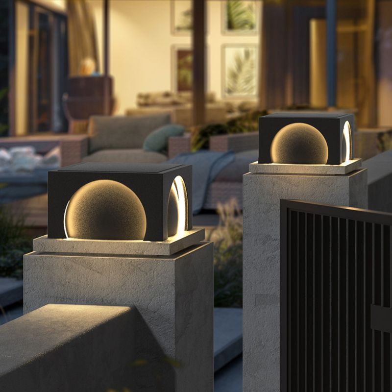 Logoved Modern Rectangular Metal Outdoor Lamps Post, Black