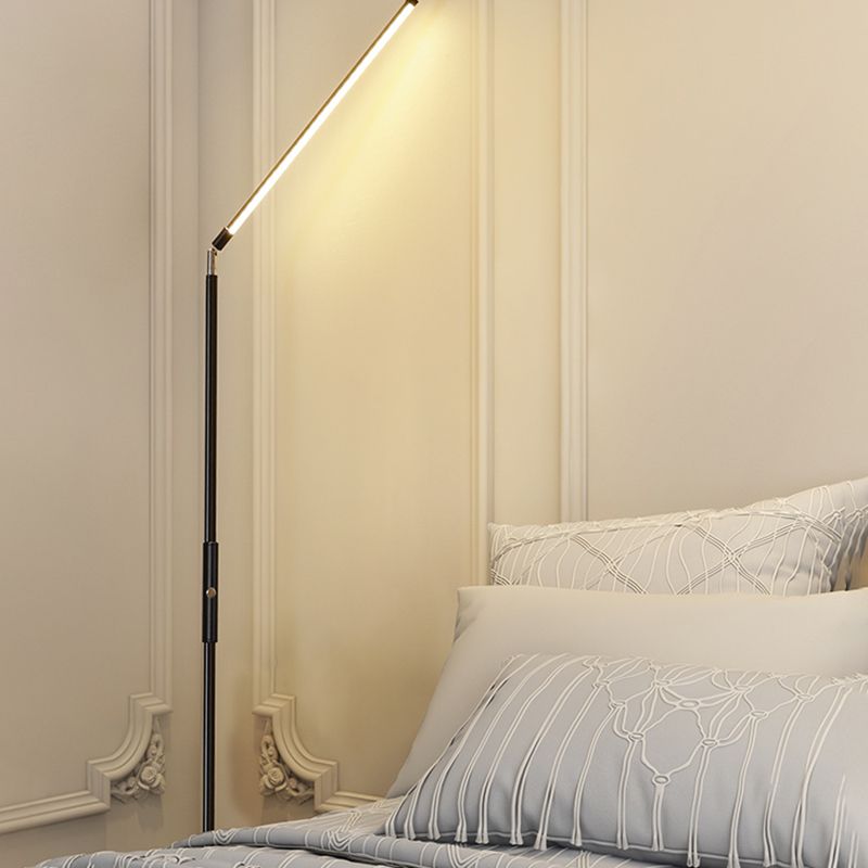 Jonitok Minimalistic Linear Floor Lamp, Metal, Black/White