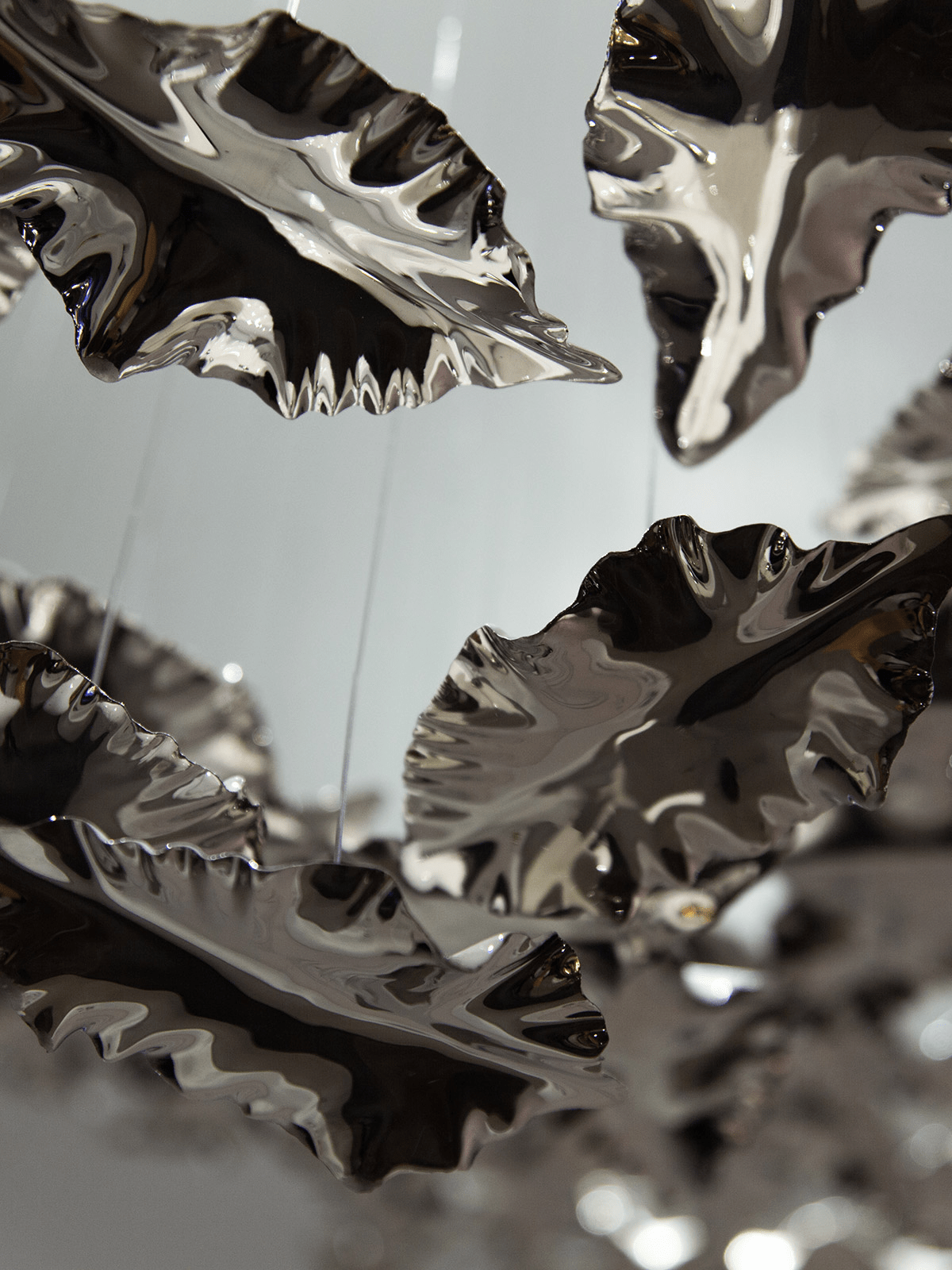 Folia Leaf Twisted Sculptural Customize Chandelier