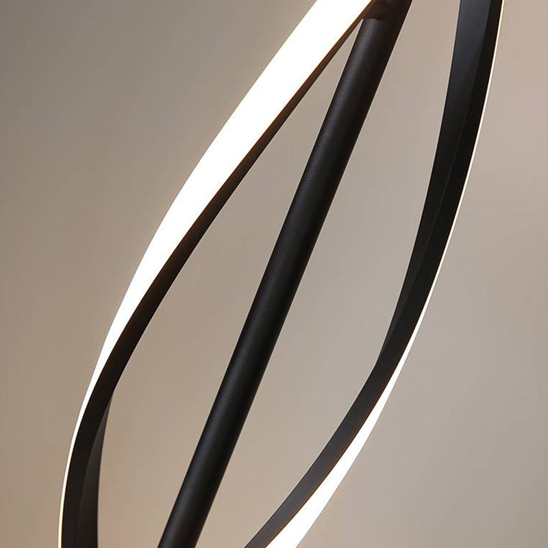Pakaret Postmodern Linear Floor Lamp, Black/White