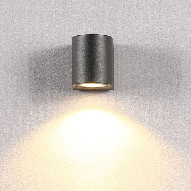 Koraq Minimalist Square Outdoor Wall Lamp, Black-Neutral Decor