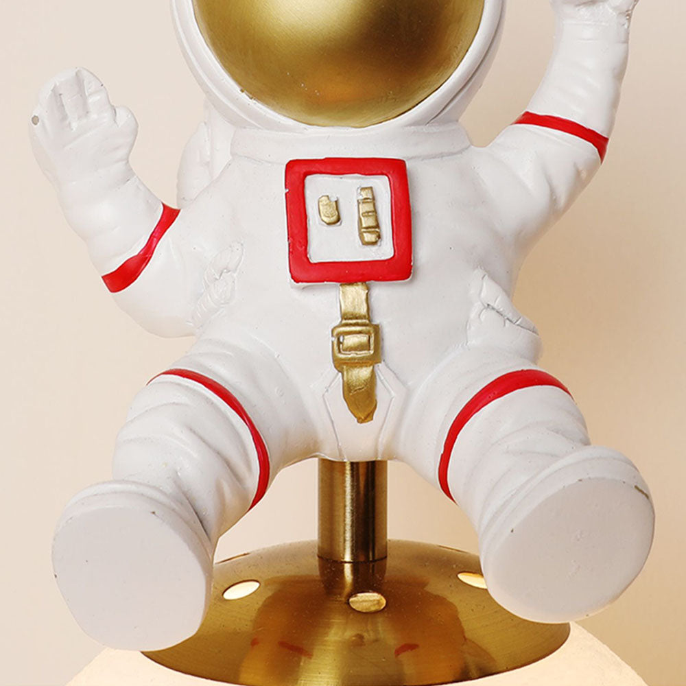 Pupirok Pendant Light, 2 Style Astronaut