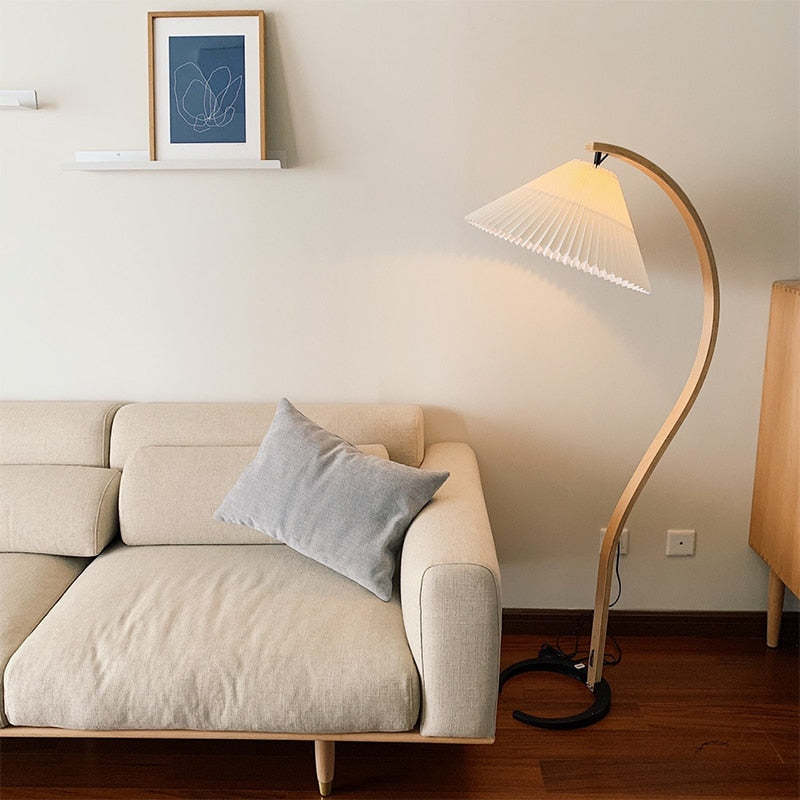 Punubak Unique LED Floor Lamp, Wood/Metal, Living Room