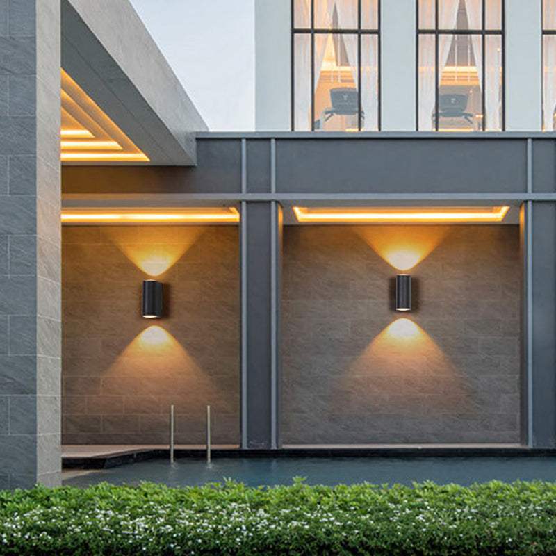 Koraq Minimalist Square Outdoor Wall Lamp, Black-Neutral Decor