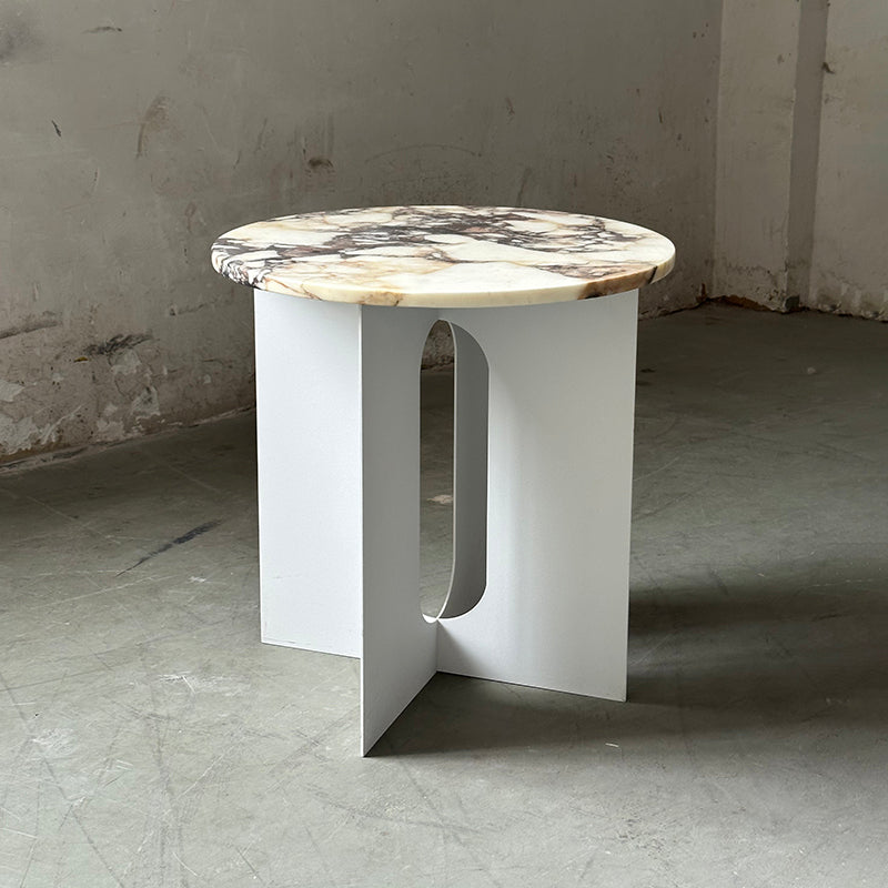 Seleneria Marble Side Table Accessories