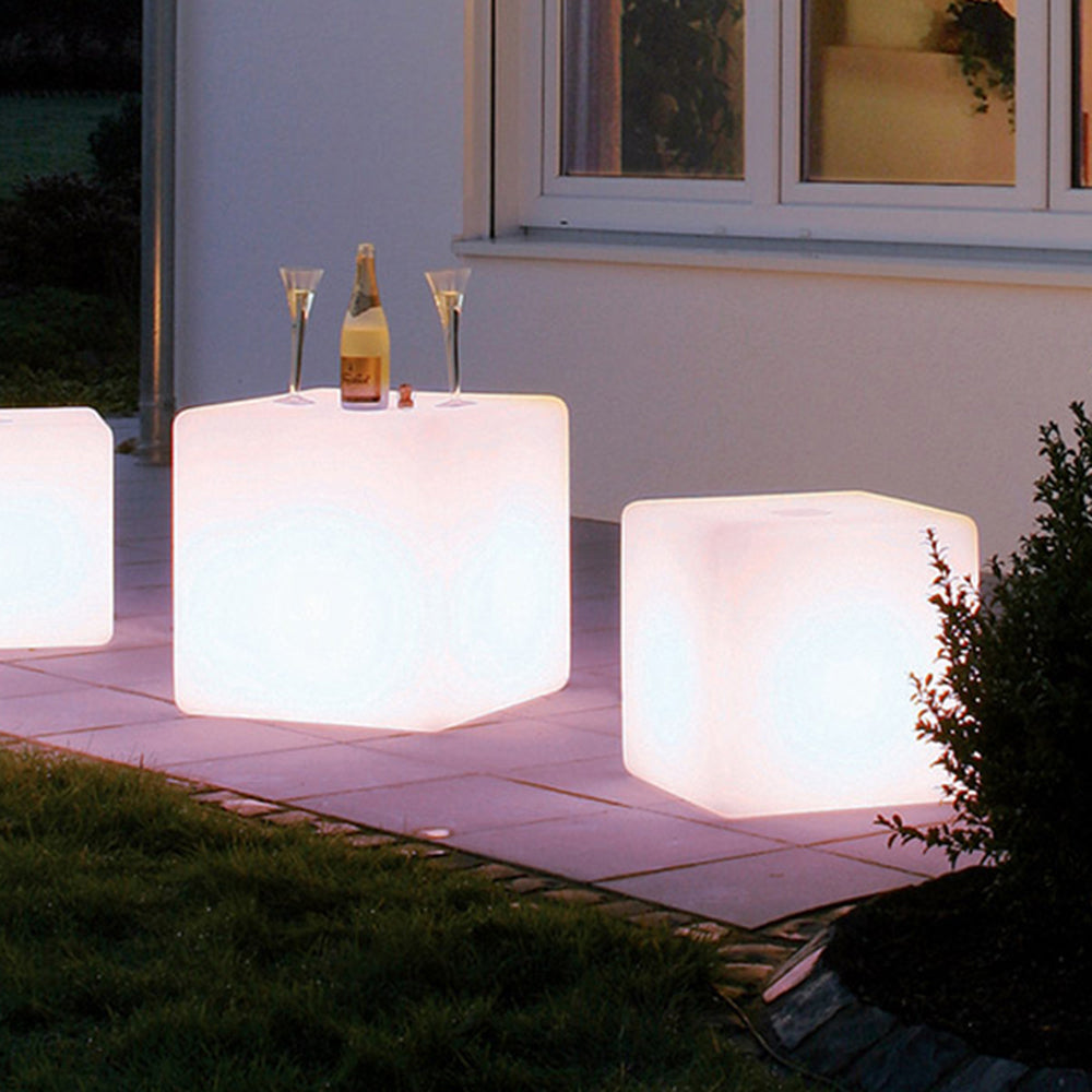 Sadapol Minimalist Square Outdoor Ground Lamp, White