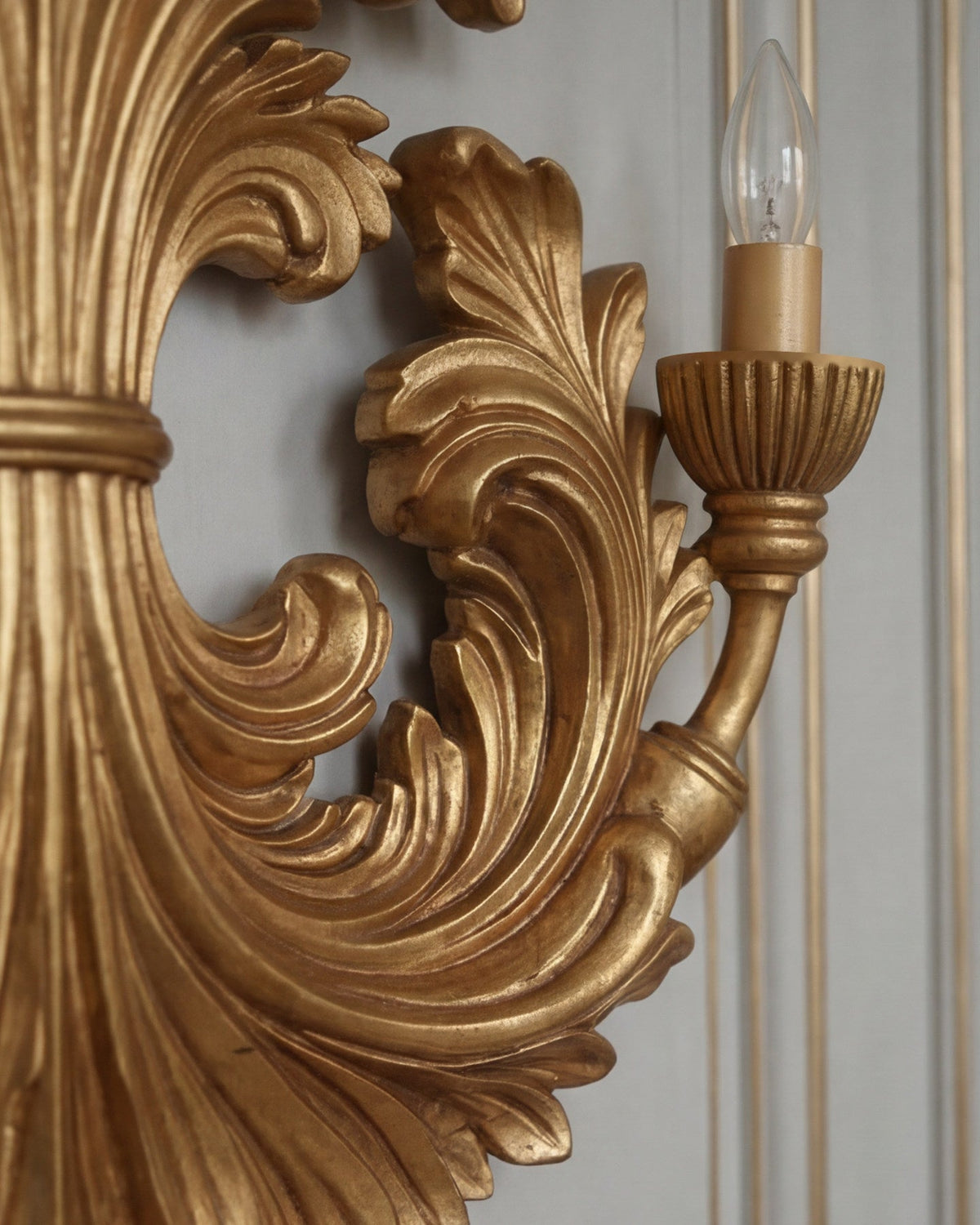 Riviveria Wall Light