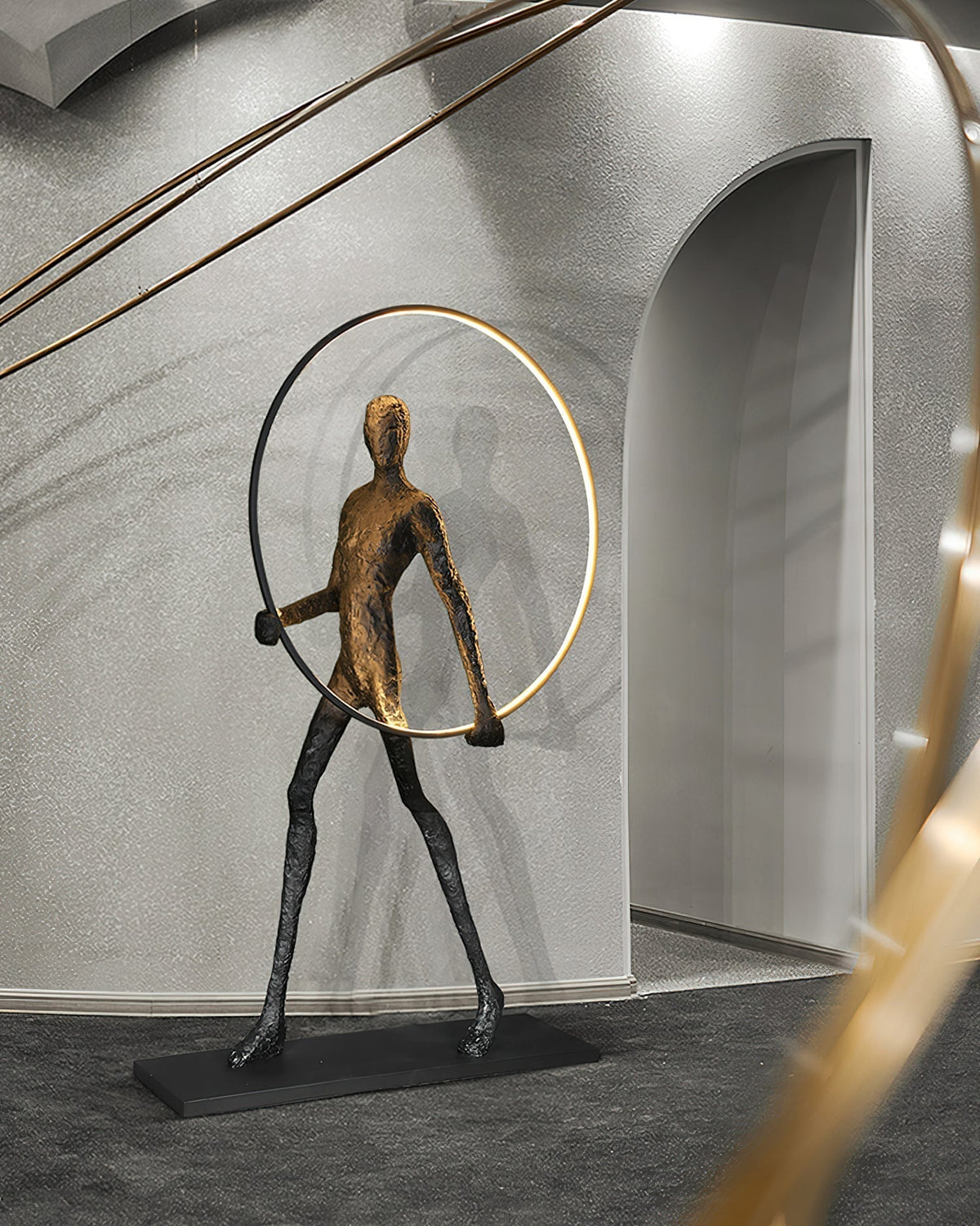 Cirielia Floor Lamp