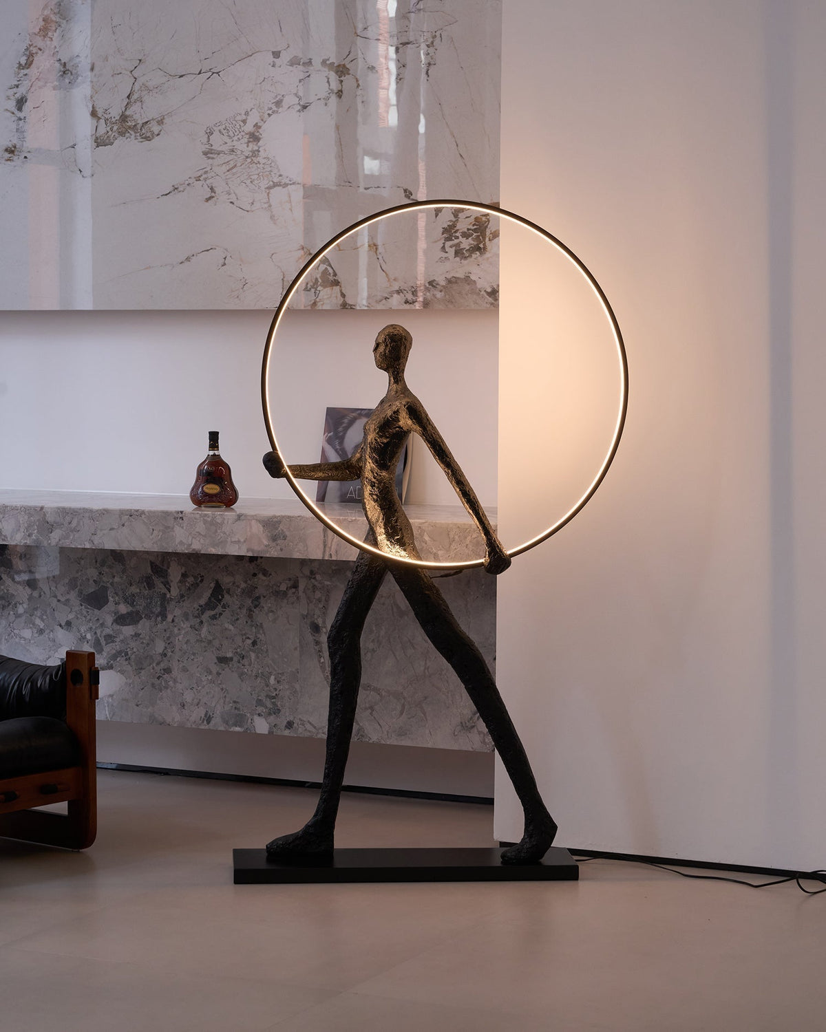 Cirielia Floor Lamp