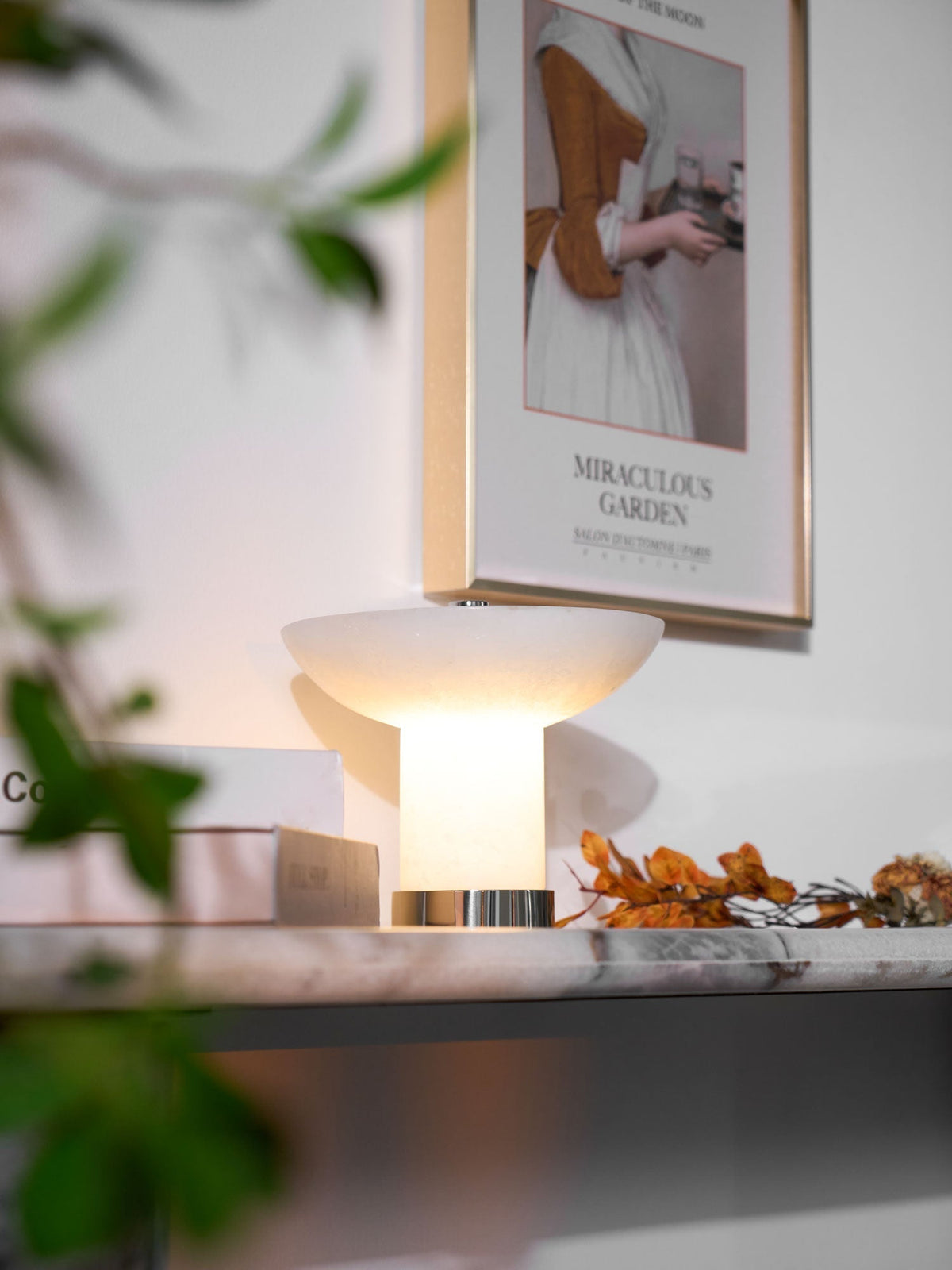 Eurnoran Mushroom Shaped Alabaster Table Lamp