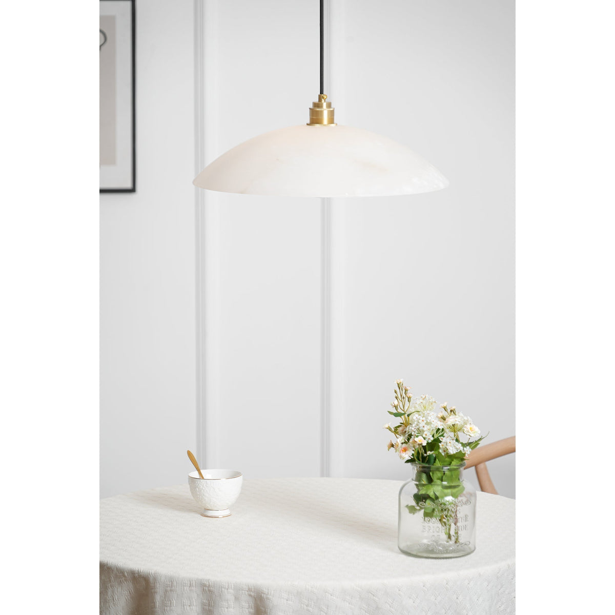 Ljomuvyd Individual Creativity Dome Alabaster Pendant Light