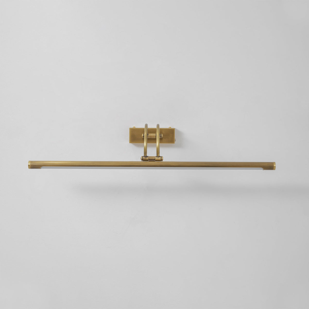 Rovienne Wall Lamp