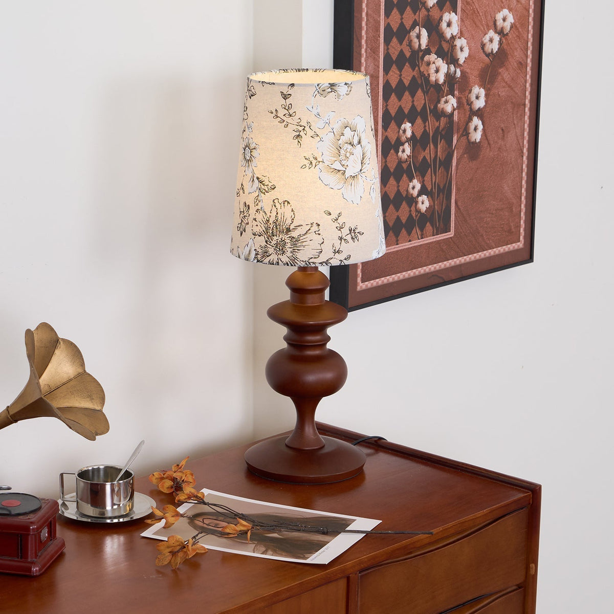 Lumiselle Table Lamp