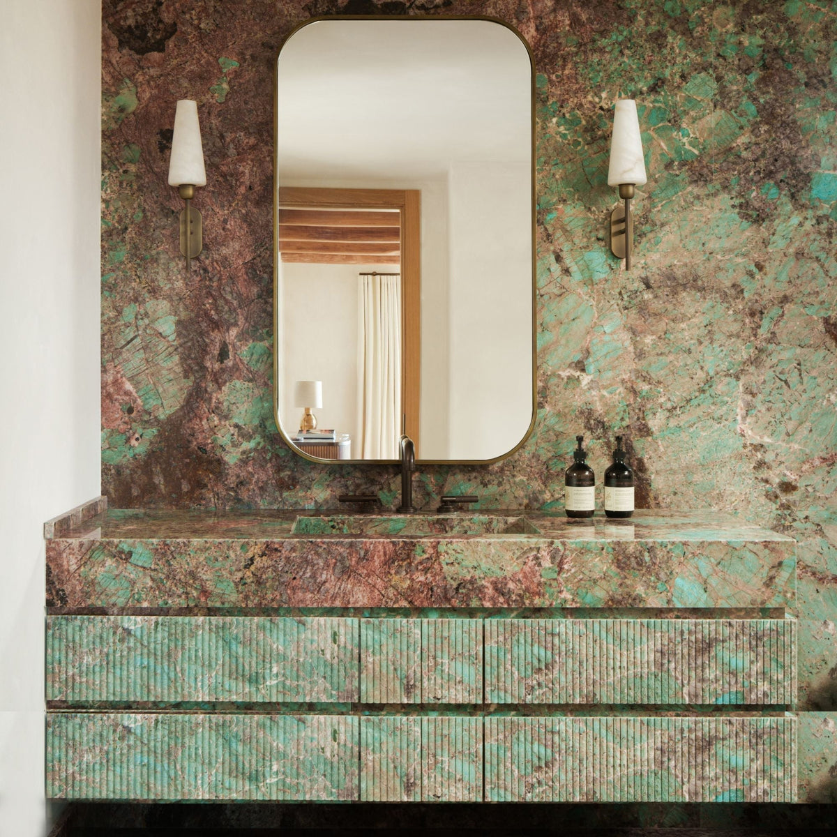 Arras Contemporary Alabaster Wall Lamp
