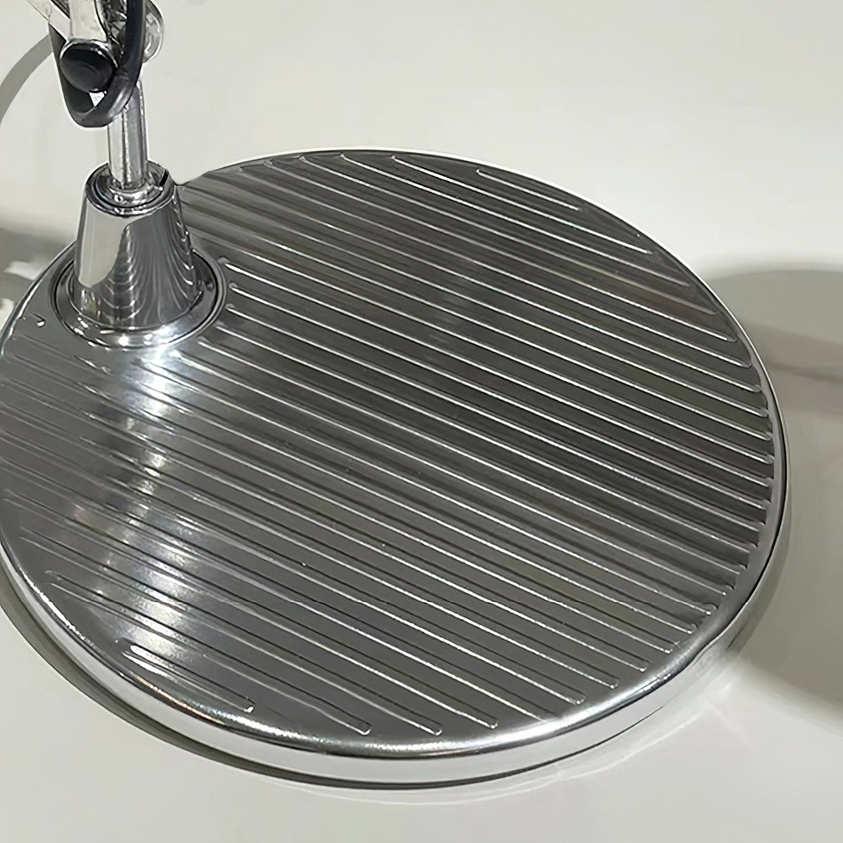 Vaskyl Table Lamp