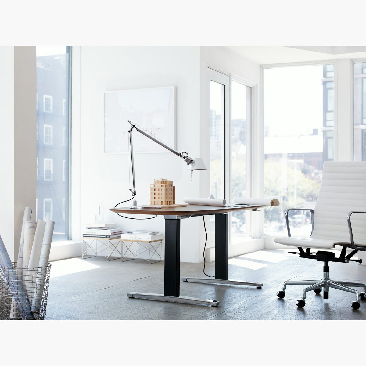 Vaskyl Table Lamp
