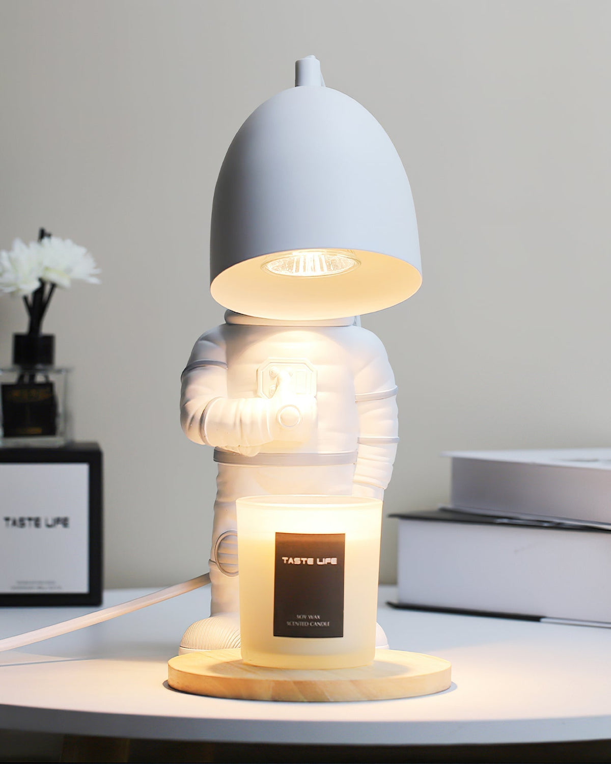 Viraivise Table Lamp