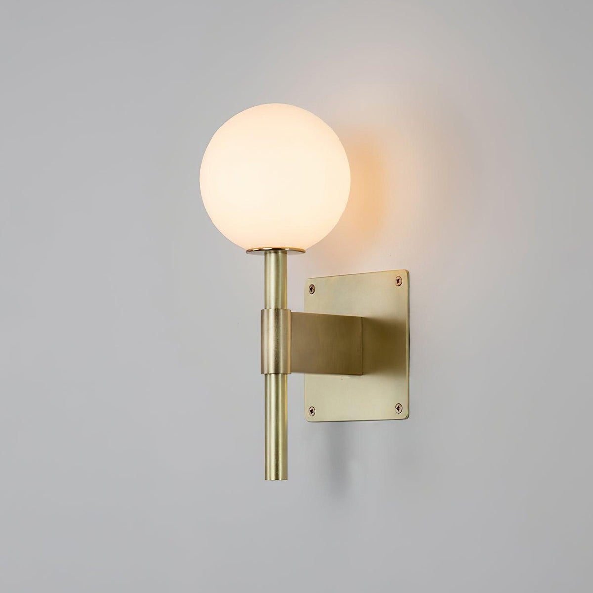 Veleneria Wall Lamp