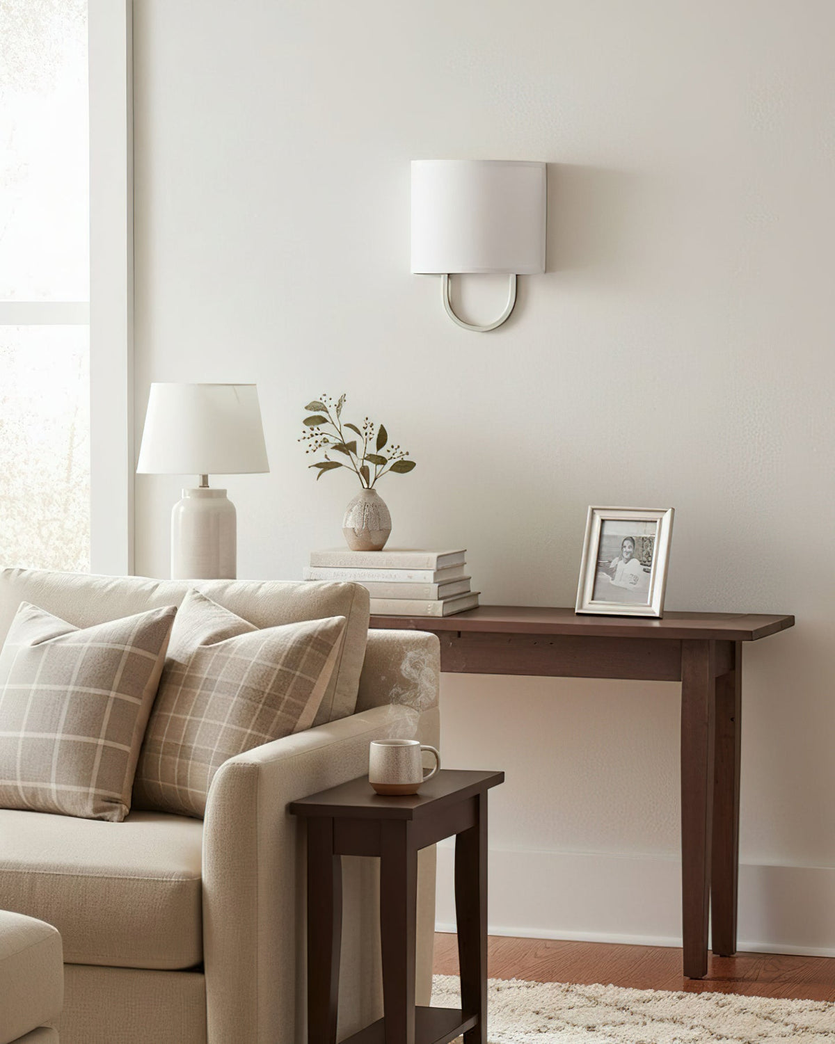 Elaerora Wall Lamp