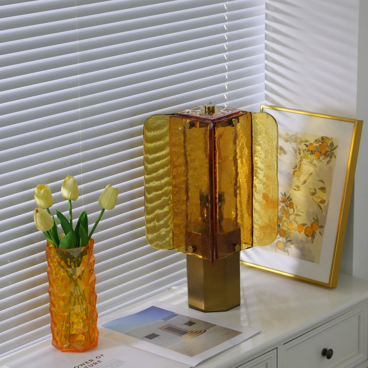 Yentix Glass Table Lamp