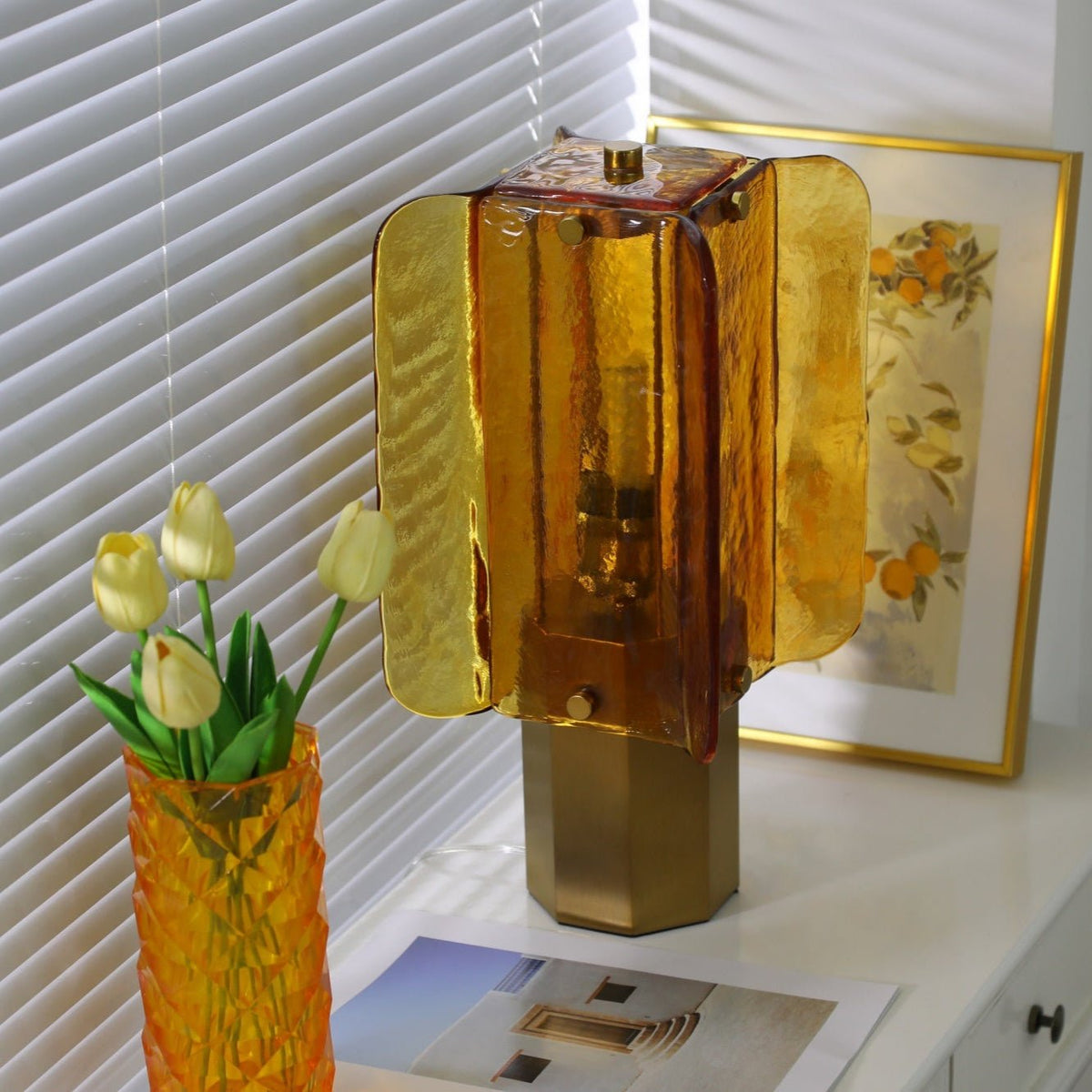 Yentix Glass Table Lamp