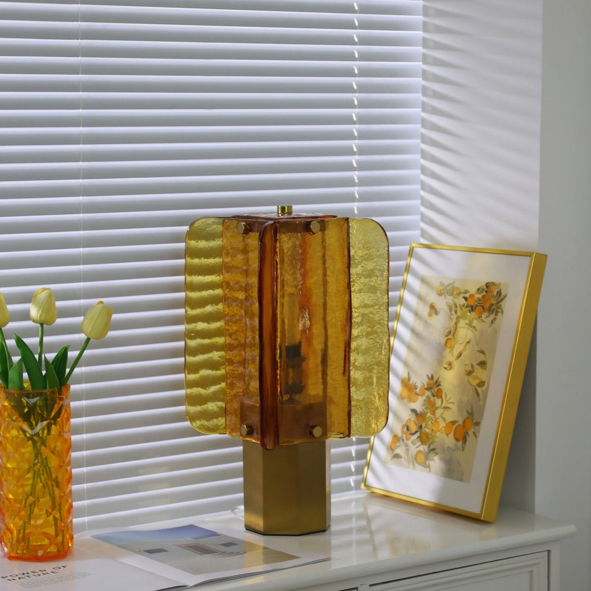 Yentix Glass Table Lamp