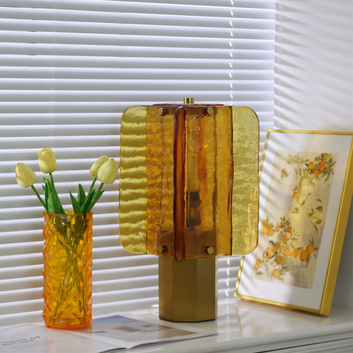 Yentix Glass Table Lamp