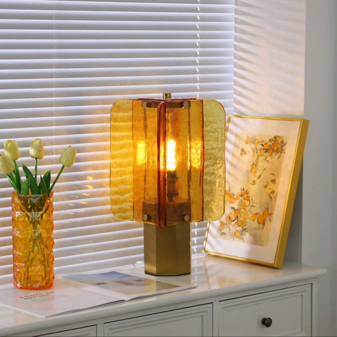 Yentix Glass Table Lamp