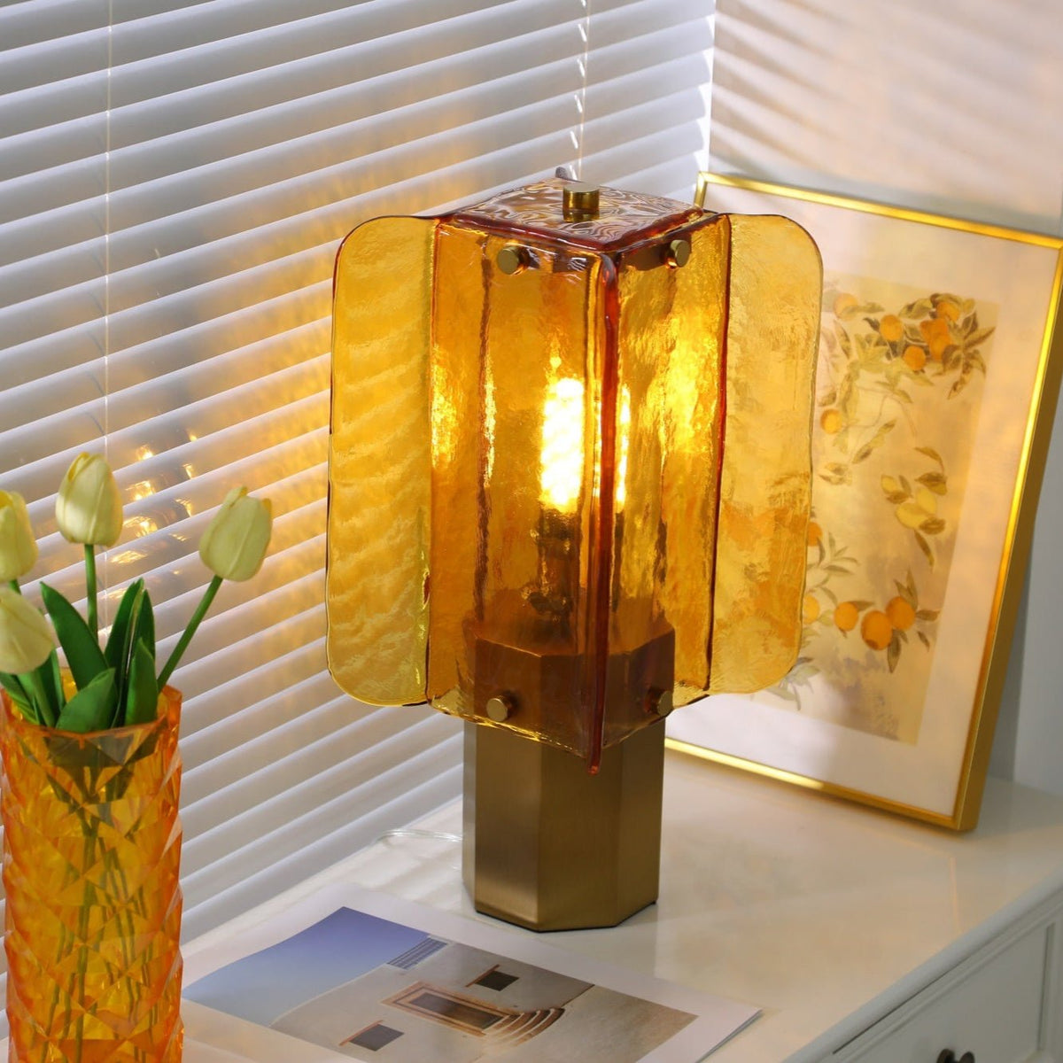Yentix Glass Table Lamp