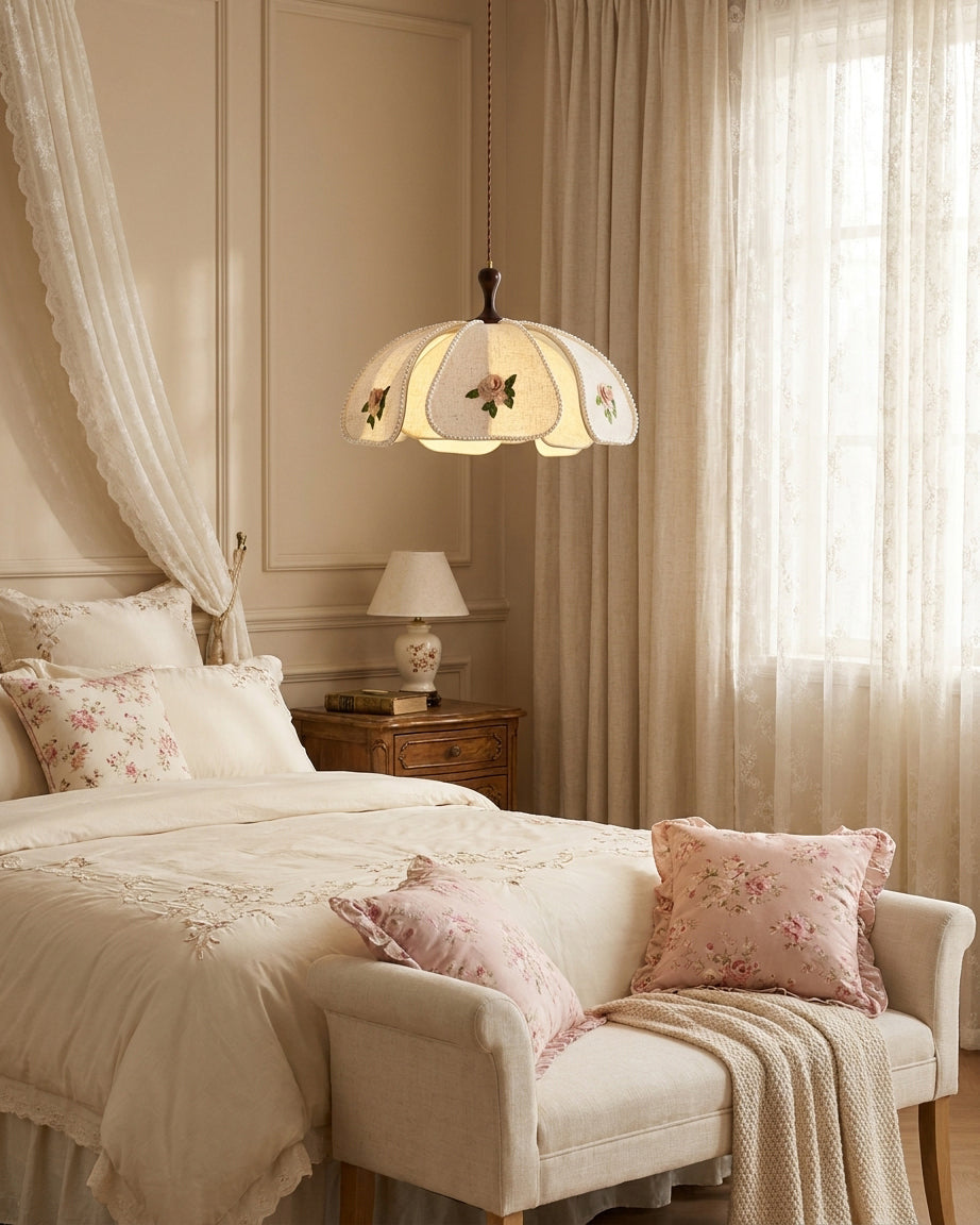 Rivaise Pendant Light