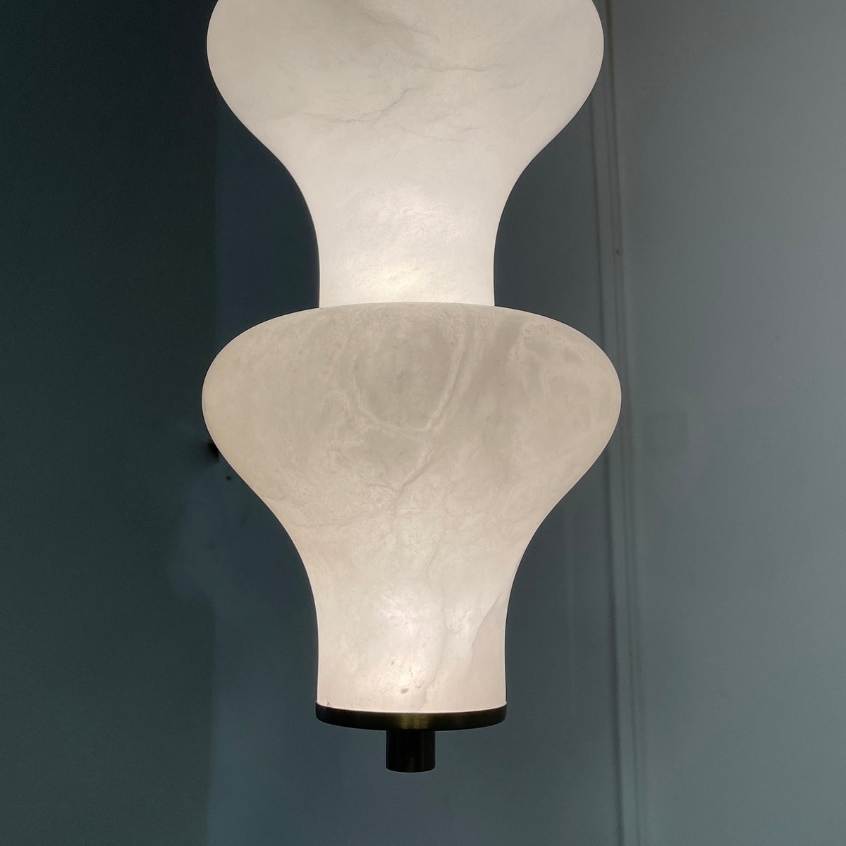 Nivalina Alabaster Pendant Lamp