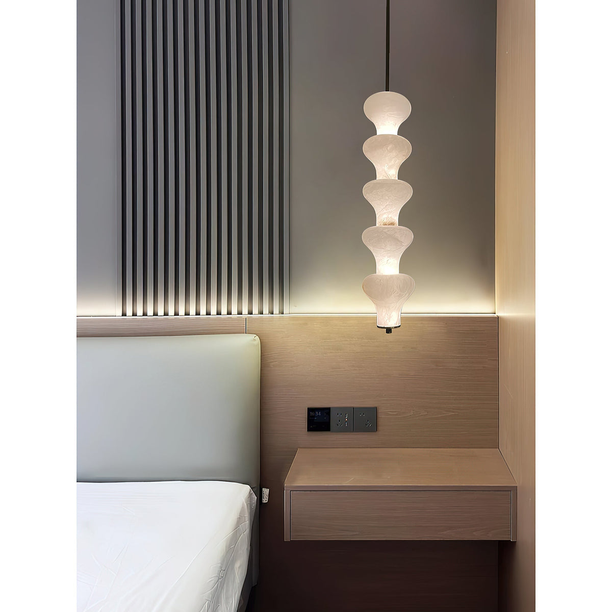 Nivalina Alabaster Pendant Lamp