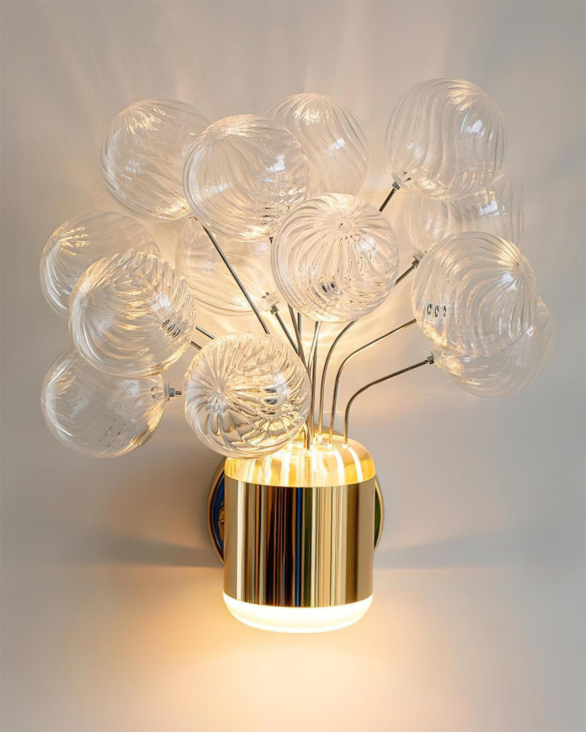 Caluora Wall Light