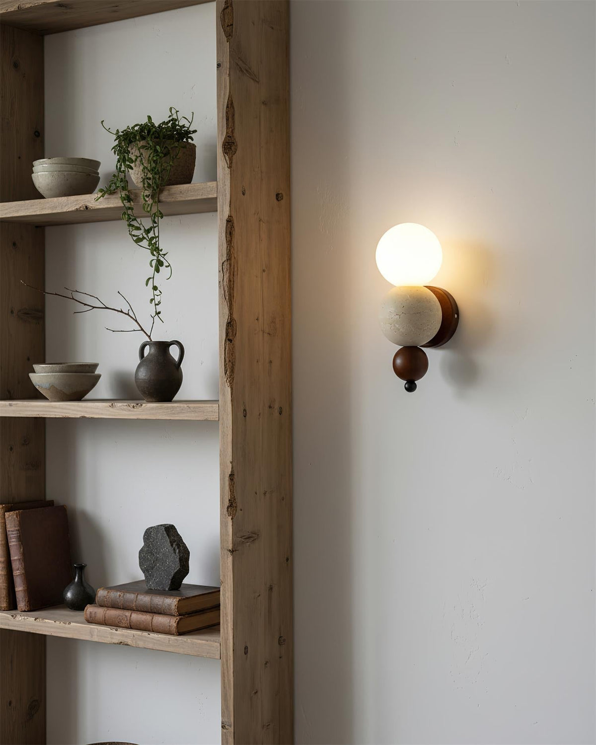 Elaieria Wall Lamp