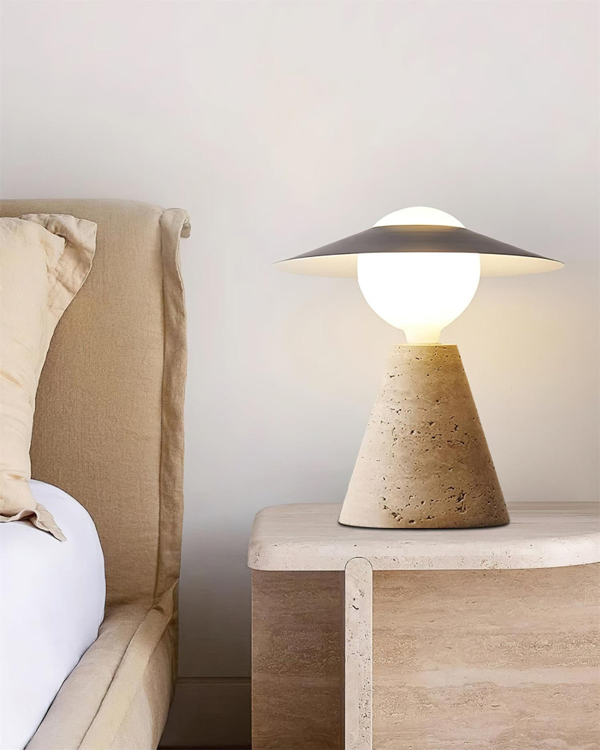 Elaalise Table Lamp