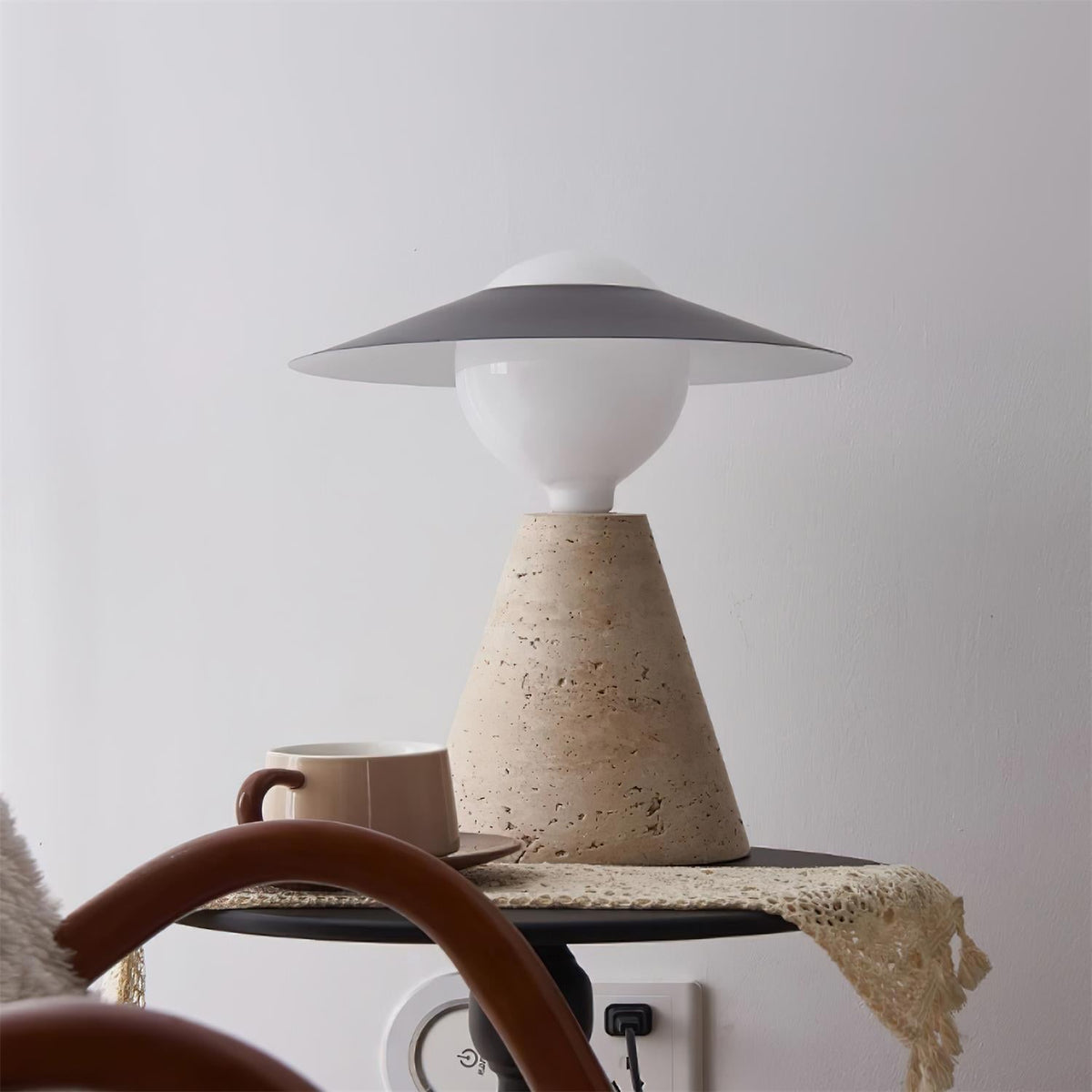 Elaalise Table Lamp
