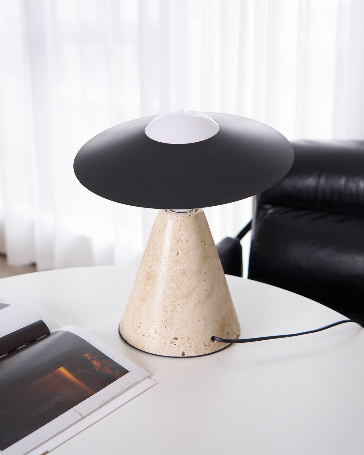 Elaalise Table Lamp