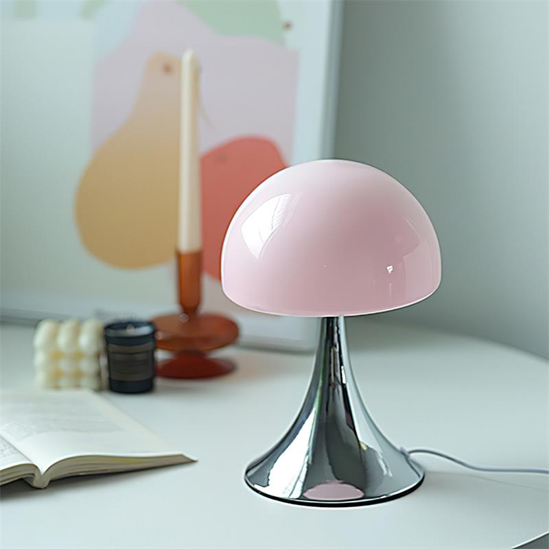 Viraalelle Table Lamp
